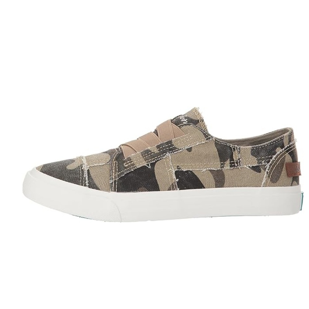 Blowfish Women's Marley Frayed Canvas Fashion Pull On Camo Denim Sneaker Sz 9.5